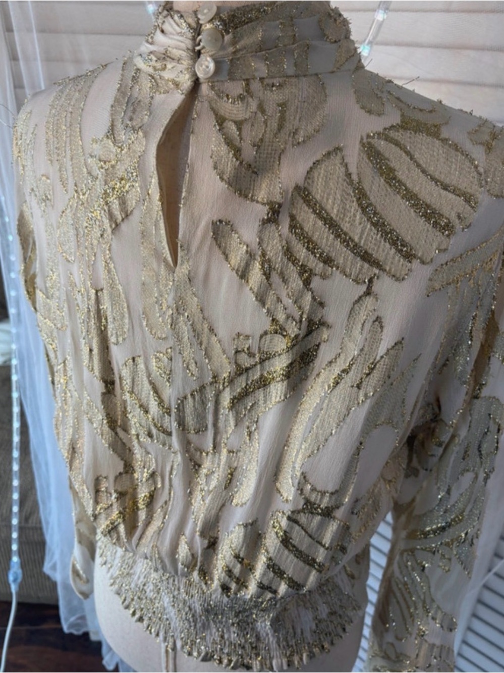 Parker NY Metallic Gold Lurex Smocked Blouse V-Neck Top S - Picture 5 of 7
